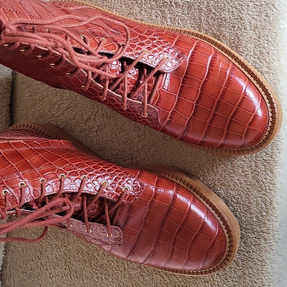 Vince Camuto Rust Combat Boots EUC WO's 8.5 - Picture 5 of 8